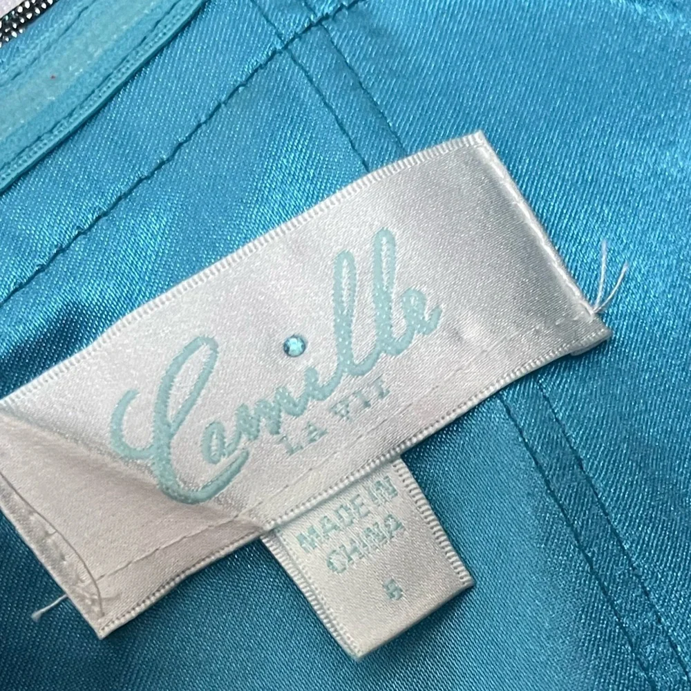 NWT Camille La Vie Teal Metallic Pleated Off-Shoulder Gown – Size 6 - Picture 6 of 6